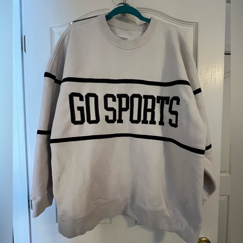 Abercrombie & Fitch Cream and Black Sports Sweatshirt